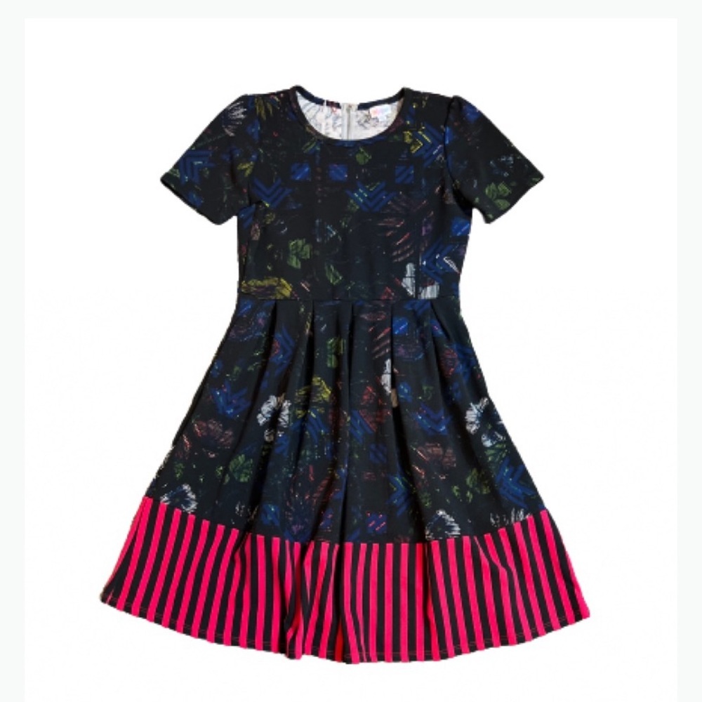 LuLaRoe Ameila Dress NWT Blue Black Pink Print Fit and Flair Size XL - Picture 2 of 11